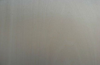 দুধ সাদা বাসউড ক্রাউন ব্যহ্যাবরণ / পাতলা পাতলা কাঠ রং করার জন্য ব্যহ্যাবরণ শীট কাটা